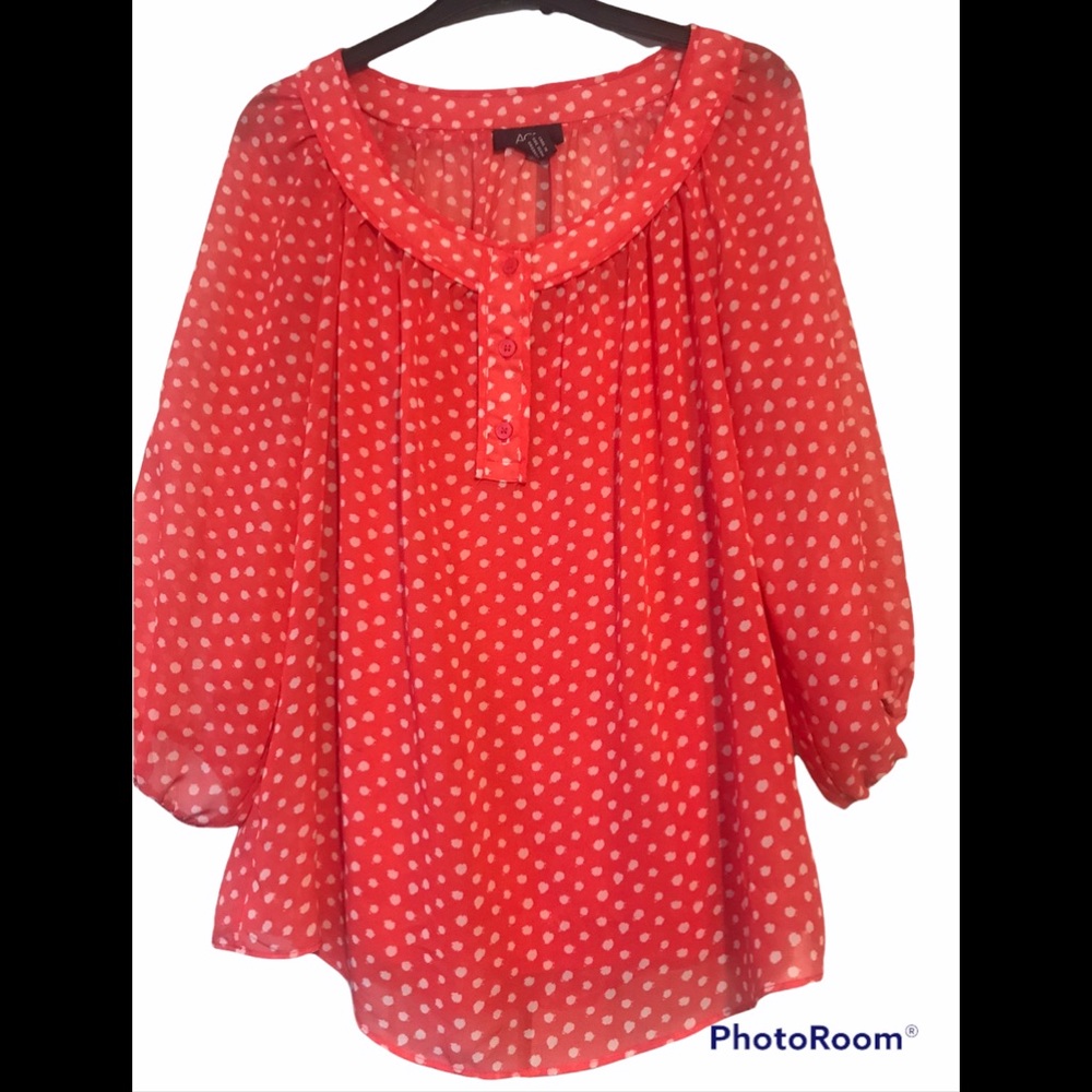 AGB Scoop Neck Polka Dot Cami & Sheer top size Medium